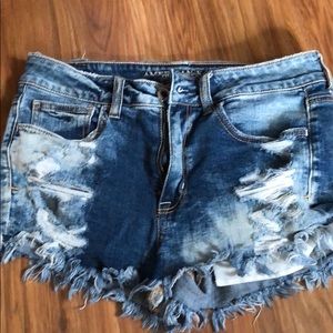 AE high rise light wash ripped shorts